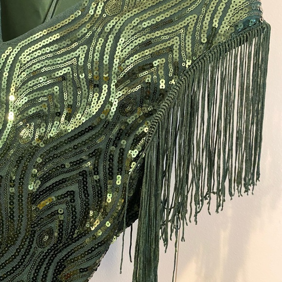 Sequin Bodycon Flapper Style/Fringe Dress (Size M) Ptp 17”-19.5” - Picture 6 of 6